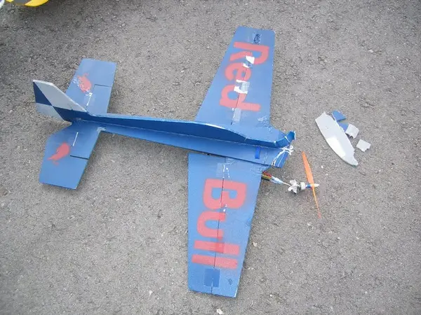 Michael's Extra 300s foamy (reversed elevator)