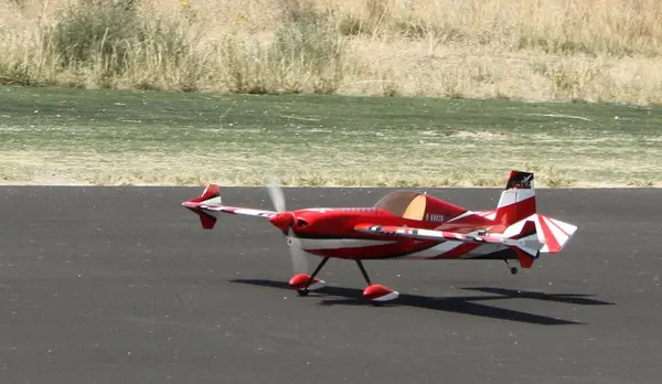 Red, white tiplet 3D